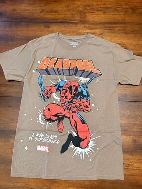 Marvel Brown Deadpool Short Sleeve Tee Size Medium